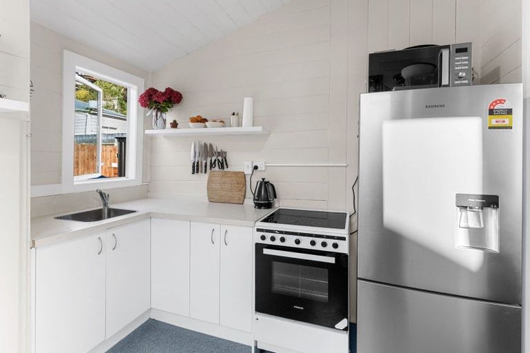 Photo of property in 9 King Edward Street, Kensington, Dunedin, 9012