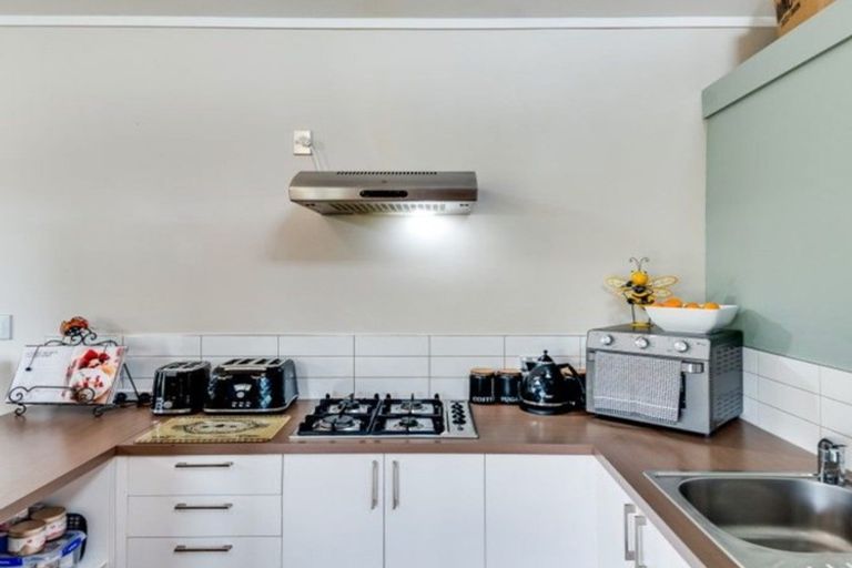 Photo of property in 755 Main North Road, Bay View, Napier, 4182