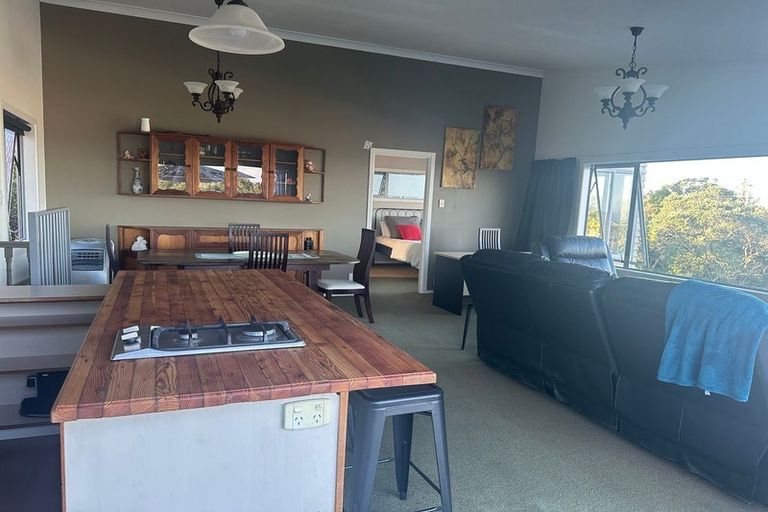 Photo of property in 1/188 Browns Bay Road, Murrays Bay, Auckland, 0630