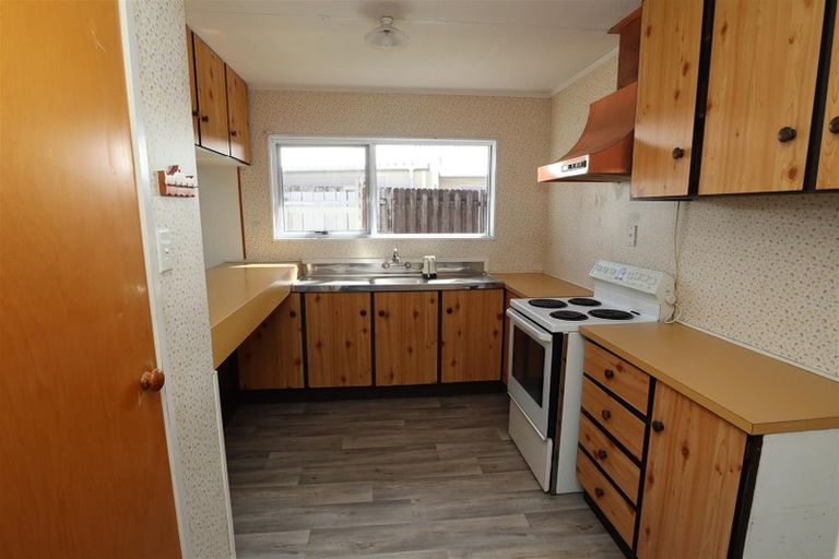 Photo of property in 2 Rerewai Place, Tikipunga, Whangarei, 0112