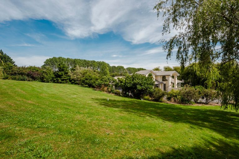 Photo of property in 30 Cemetery Road, East Taieri, Mosgiel, 9024