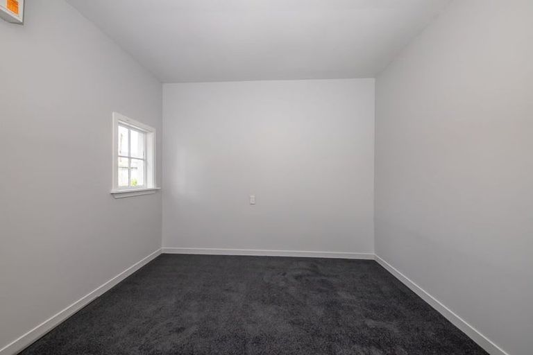 Photo of property in 12 Queen Street, Westport, 7825