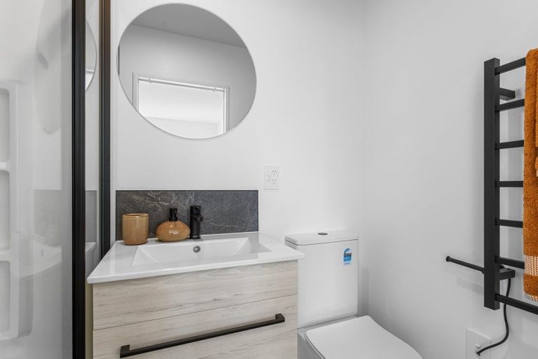 Photo of property in 9/29 Main Road South, Sockburn, Christchurch, 8042