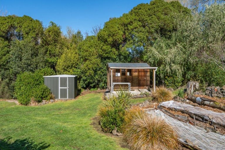 Photo of property in 9 Harmans Track, Little River, 7591