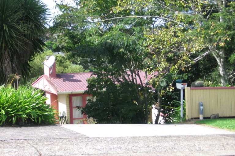 Photo of property in 3 Hilling Street, Titirangi, Auckland, 0604