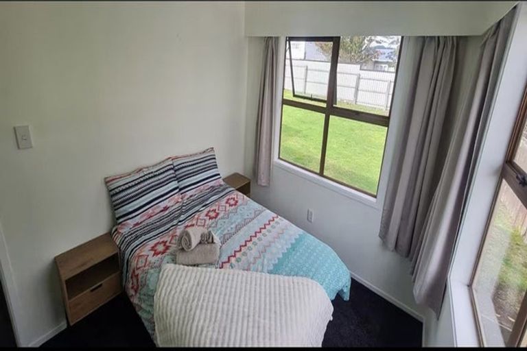 Photo of property in 10 Browning Crescent, Owhata, Rotorua, 3010