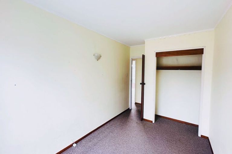 Photo of property in 54 Colwill Road, Massey, Auckland, 0614