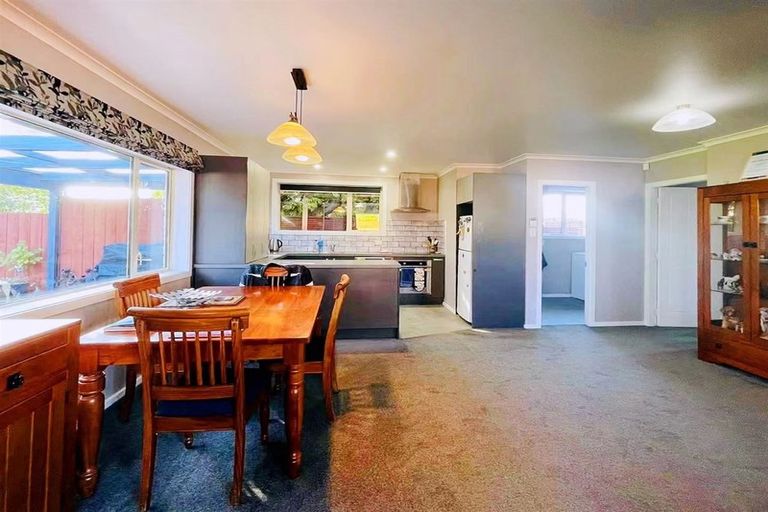 Photo of property in 40 Santa Rosa Avenue, Halswell, Christchurch, 8025