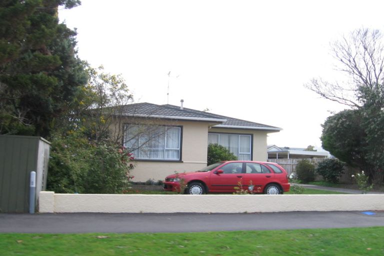 Photo of property in 30 Rangitira Avenue, Palmerston North, 4414