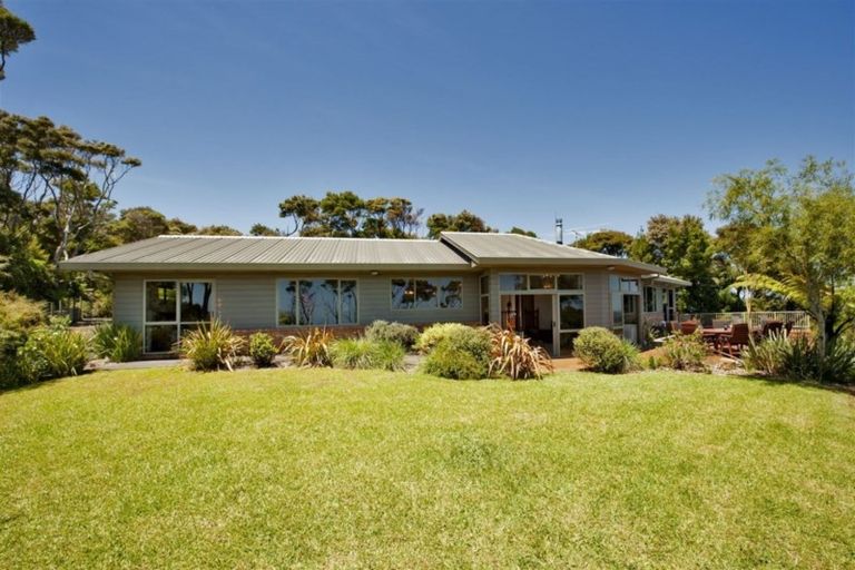 Photo of property in 106a Manawaora Road, Russell, 0272