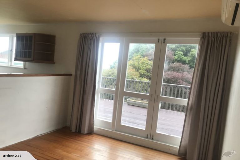 Photo of property in 11 Waiho Terrace, Elsdon, Porirua, 5022