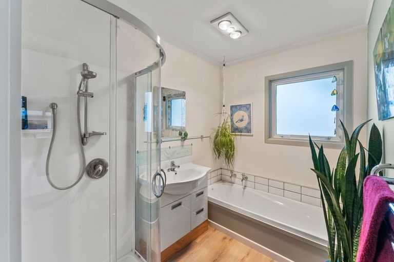 Photo of property in 195 Whitby Road, Wakefield, 7025