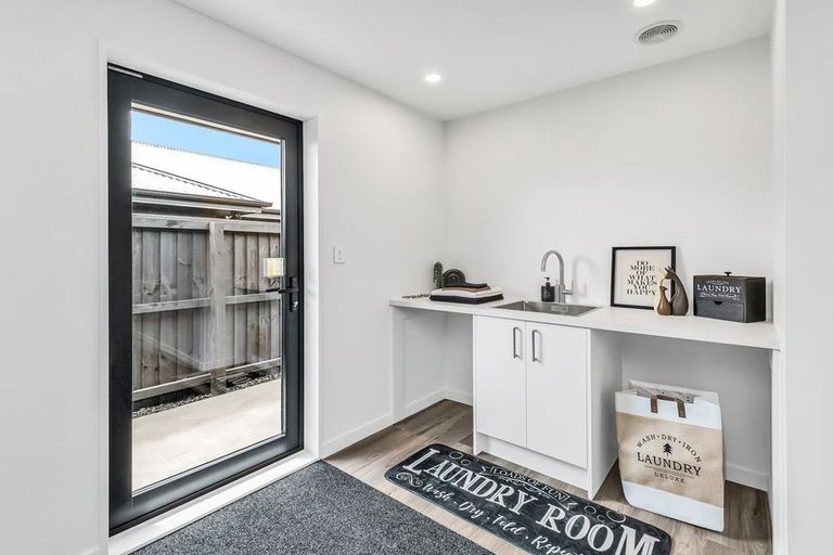 Photo of property in 5 Hawk Close, Rolleston, 7615