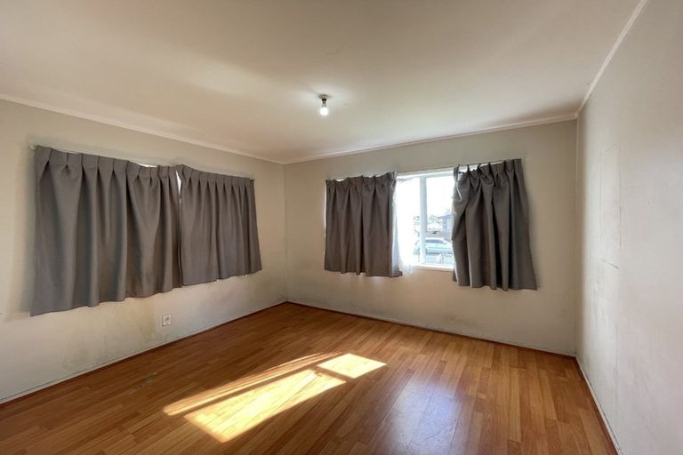 Photo of property in 42 Dillon Crescent, Clover Park, Auckland, 2019