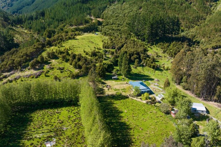 Photo of property in 1025 Wakamarina Road, Wakamarina, Havelock, 7178