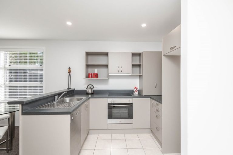 Photo of property in 24b Main Road, Titahi Bay, Porirua, 5022