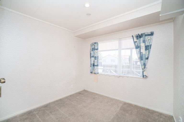Photo of property in 15 Emmerdale Mews, Highbury, Palmerston North, 4412