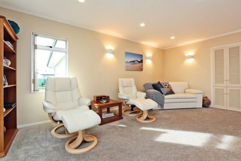 Photo of property in 105 Harold Holt Avenue, Pirimai, Napier, 4112