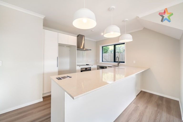 Photo of property in 10/1 Helvetia Grove, Naenae, Lower Hutt, 5011