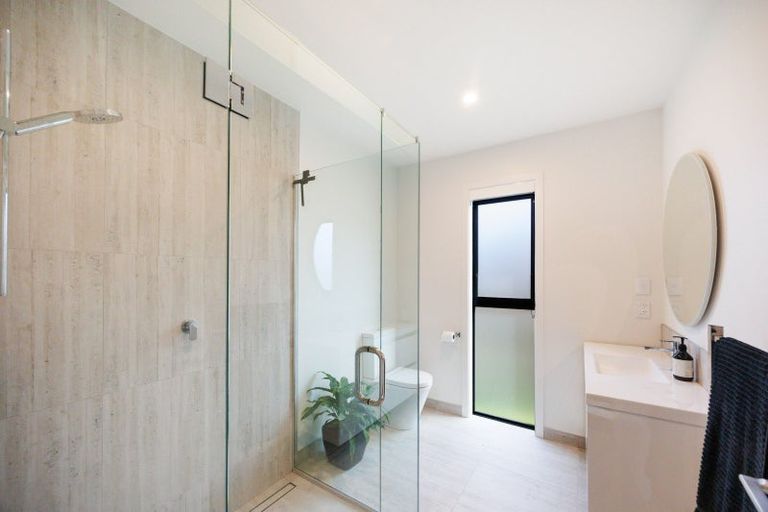 Photo of property in 58 Kanuka Drive, Hokowhitu, Palmerston North, 4410