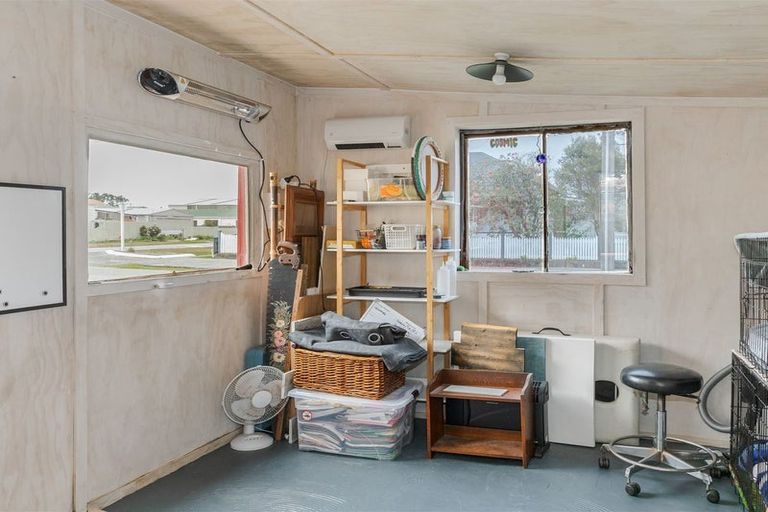 Photo of property in 20 Bentham Street, Westport, 7825