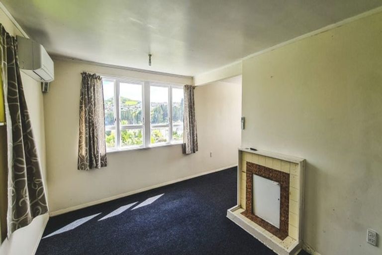 Photo of property in 148-152 Champion Street, Cannons Creek, Porirua, 5024