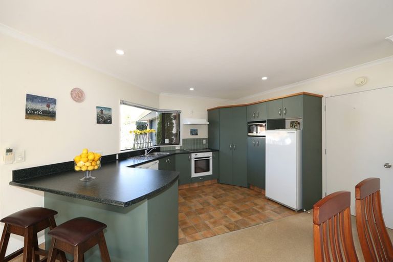 Photo of property in 4/28 Te Aute Road, Havelock North, 4130