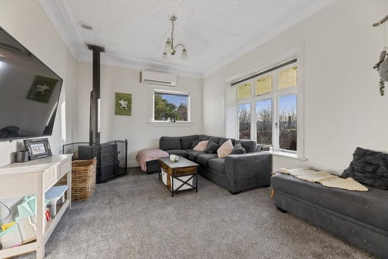 Photo of property in 2 Muir Street, Green Island, Dunedin, 9018
