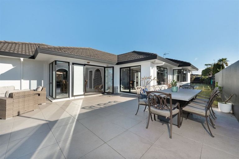 Photo of property in 37 Reilly Avenue, Mount Maunganui, 3116
