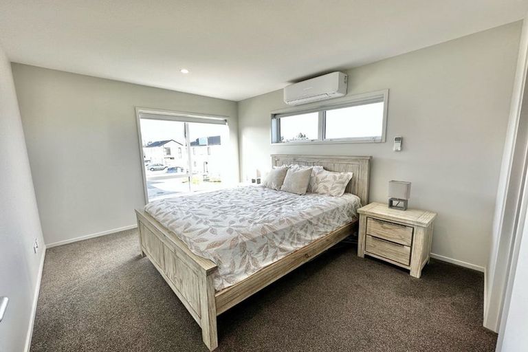 Photo of property in 8 Recovery Road, Papakura, 2110