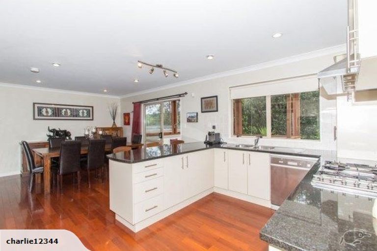 Photo of property in 2 Summerfield Lane, Albany, Auckland, 0632