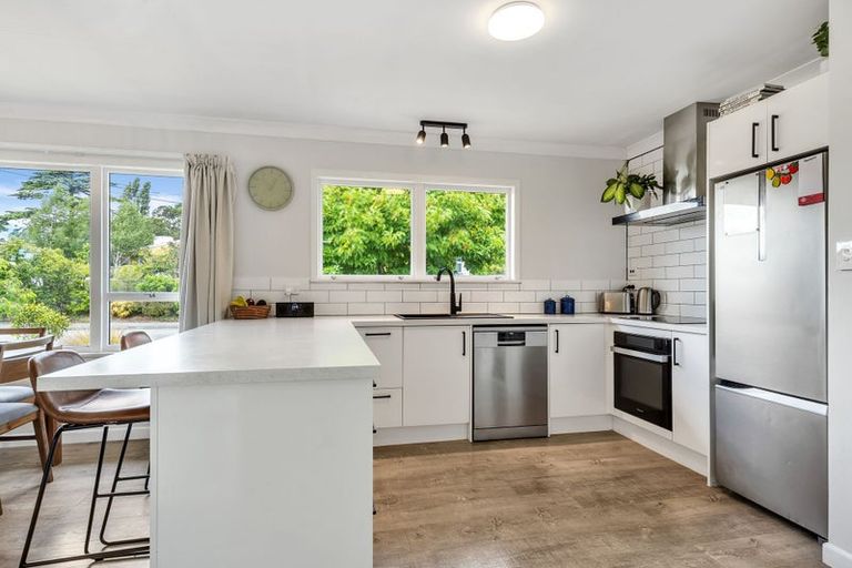 Photo of property in 19 Devon Street, Stoke, Nelson, 7011