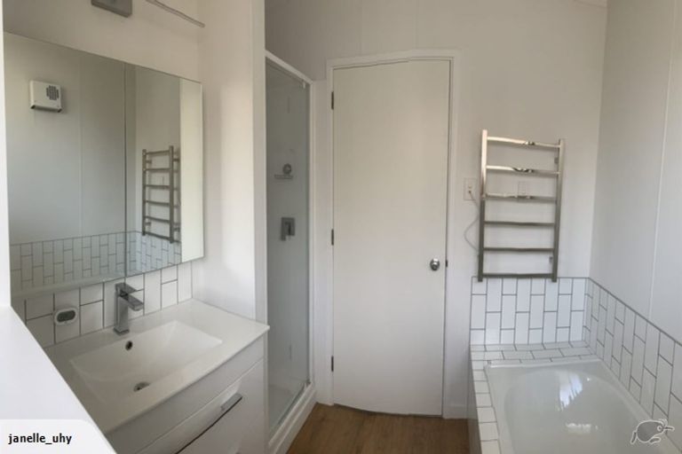 Photo of property in 15 Gambia Street, Papanui, Christchurch, 8053