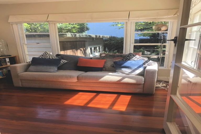 Photo of property in 80 Amritsar Street, Khandallah, Wellington, 6035