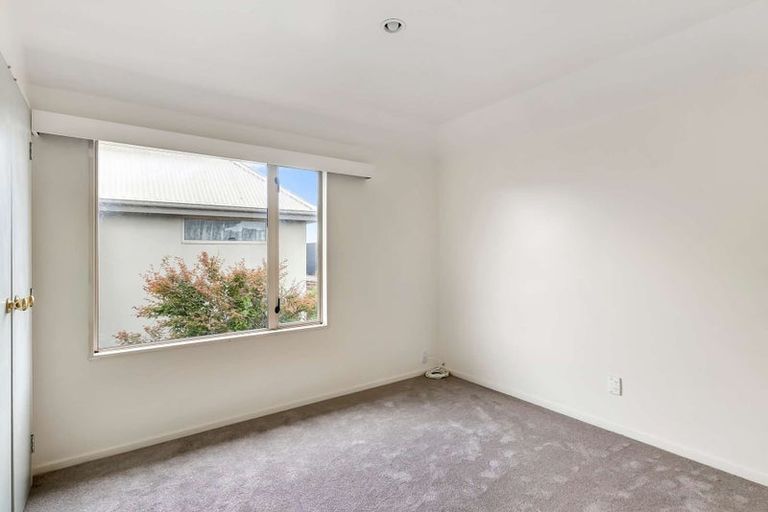 Photo of property in 4/17 Longley Place, Addington, Christchurch, 8024