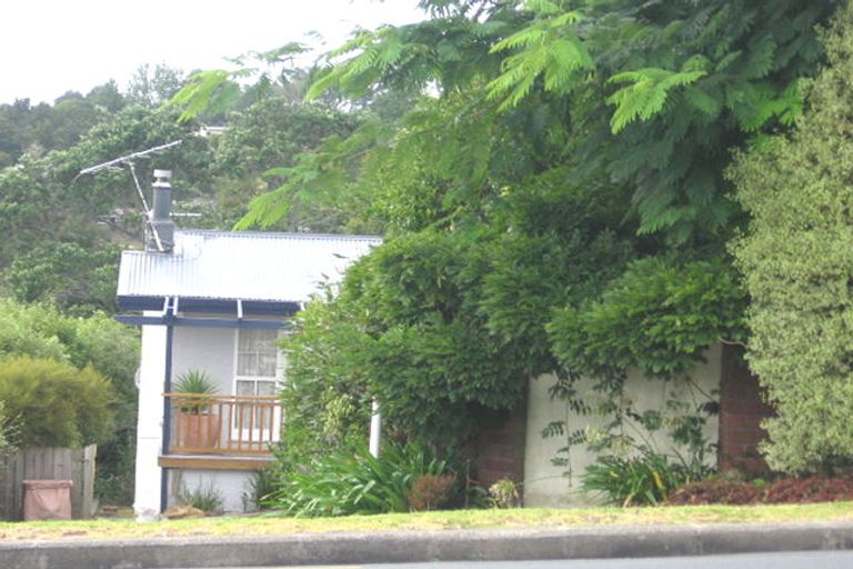 Photo of property in 2/9 Coronation Road, Hillcrest, Auckland, 0627