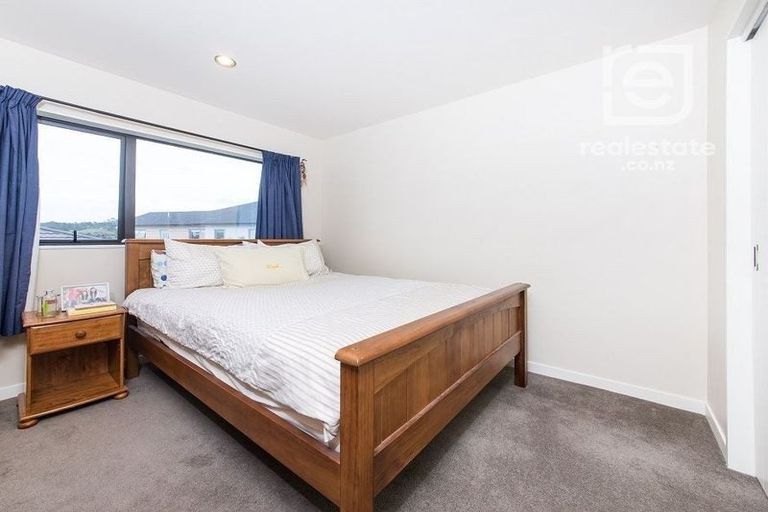 Photo of property in 59 South Kensington Way, Henderson, Auckland, 0612