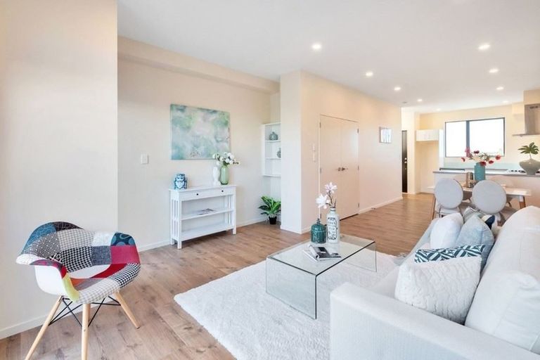 Photo of property in 101 Te Aparangi Road, Papakura, 2110