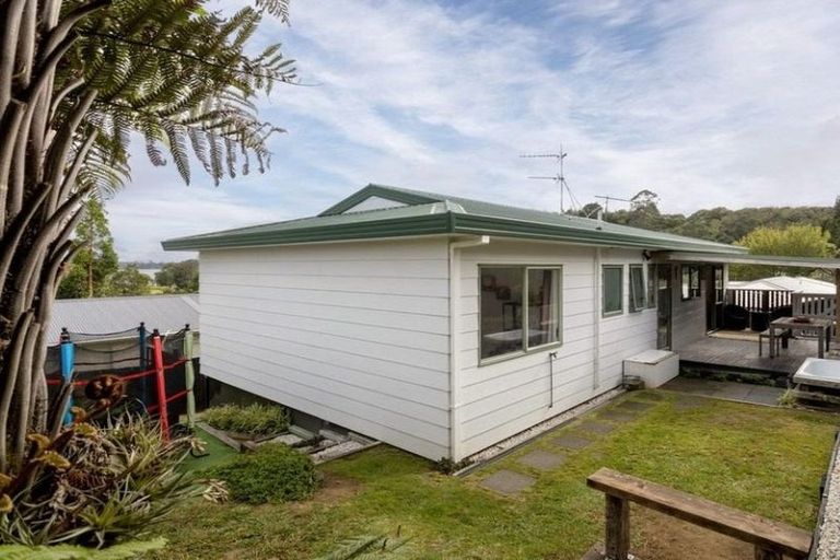 Photo of property in 21b Dingadee Street, Welcome Bay, Tauranga, 3112