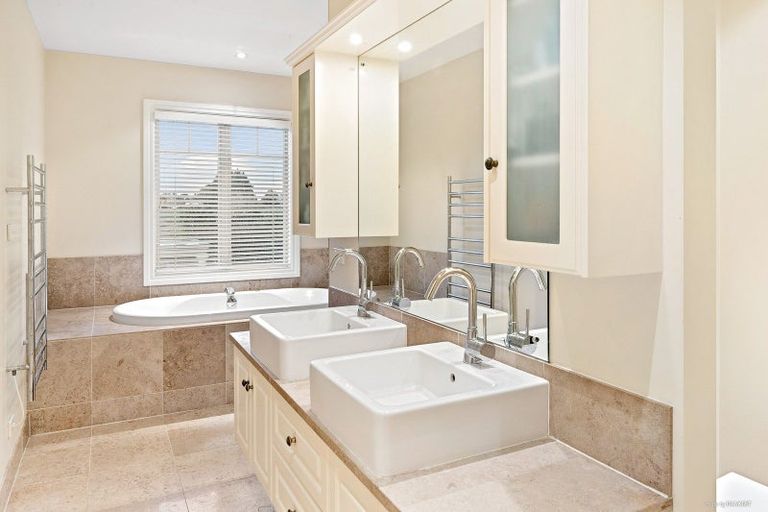 Photo of property in 359 Linwood Road, Karaka, Papakura, 2580