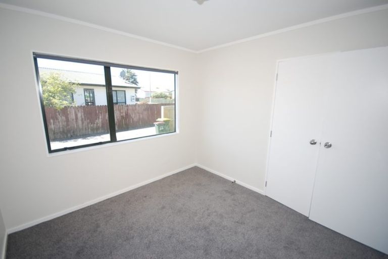 Photo of property in 32a Barneys Farm Road, Clendon Park, Auckland, 2103