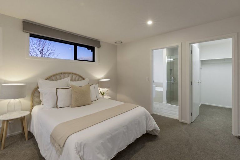 Photo of property in 12 Muster Road, Jacks Point, 9371