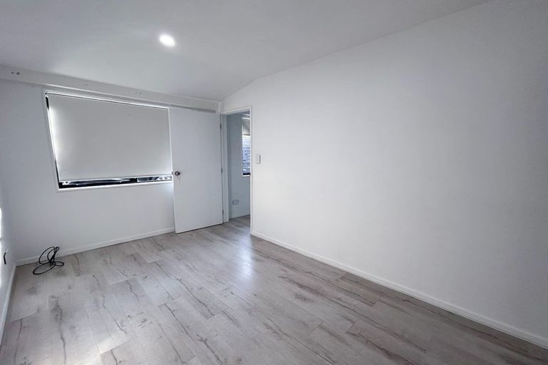 Photo of property in 22 Botany Road, Howick, Auckland, 2010