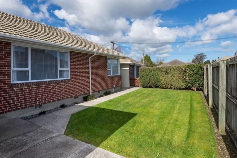 Photo of property in 1/4 Betwin Avenue, Sockburn, Christchurch, 8042