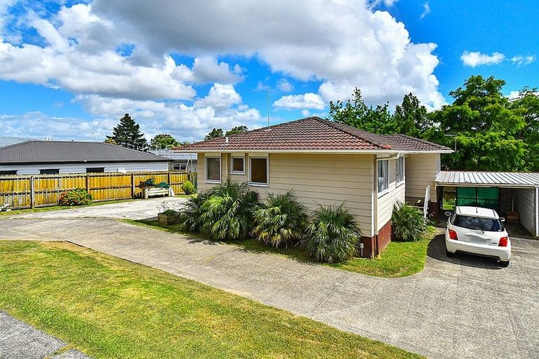 Photo of property in 1/30 Heathberry Close, Papatoetoe, Auckland, 2025