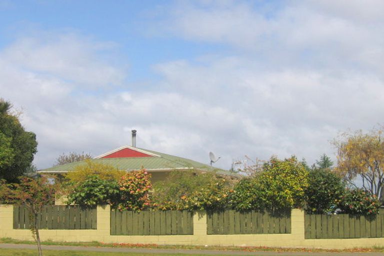 Photo of property in 45 Grace Crescent, Richmond Heights, Taupo, 3330