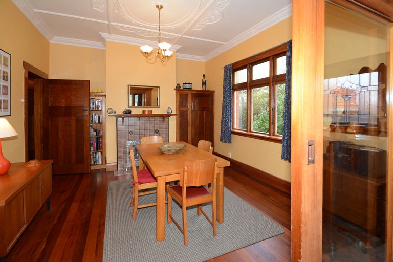 Photo of property in 8 Sunbury Street, Andersons Bay, Dunedin, 9013