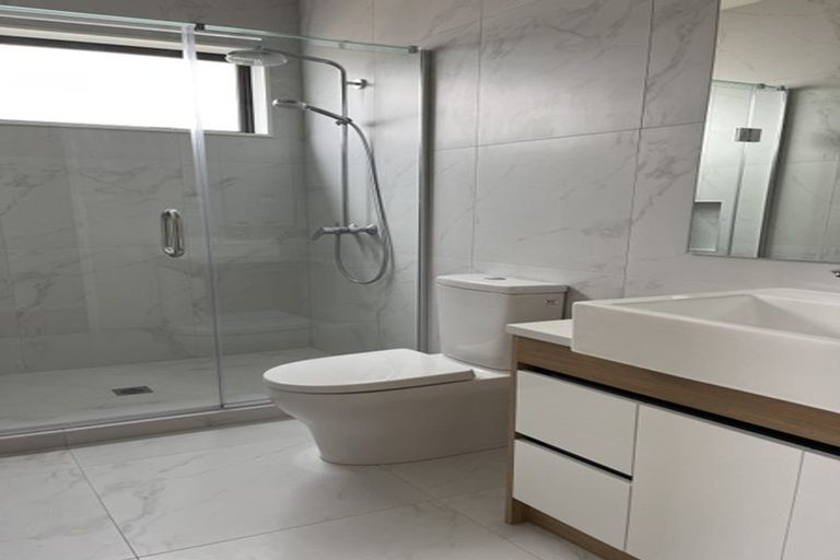 Photo of property in 19 Golden Avenue, Flat Bush, Auckland, 2019