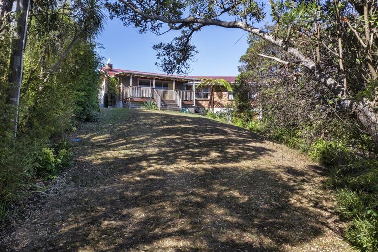 Photo of property in 20 East Street, Raglan, 3225