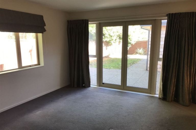 Photo of property in 53a Harris Crescent, Papanui, Christchurch, 8053
